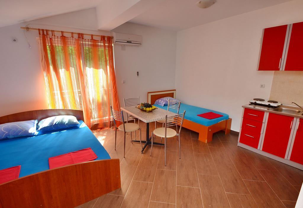 Apartments Scorpio Kotor Habitación foto
