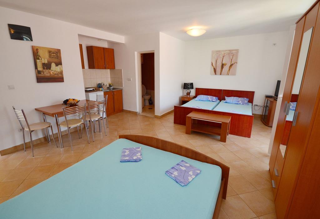 Apartments Scorpio Kotor Habitación foto
