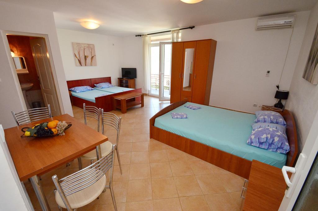 Apartments Scorpio Kotor Habitación foto