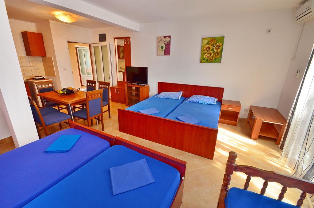 Apartments Scorpio Kotor Habitación foto